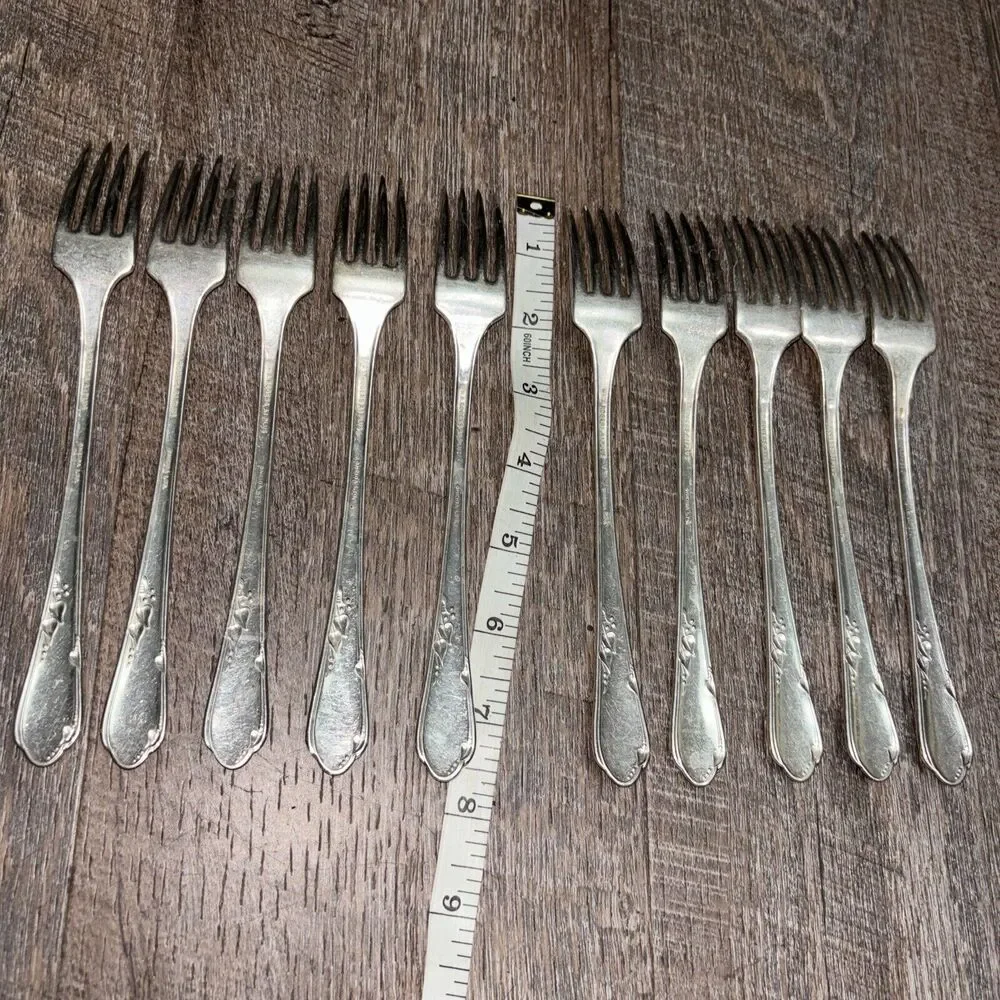 William A Rogers A1 Plus Oneida LTD Forks Lot Of 10 Sliver